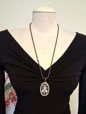 Vintage Chunky Large Oval White Clear Crystal Pendant Thick Heavy VTG Necklace